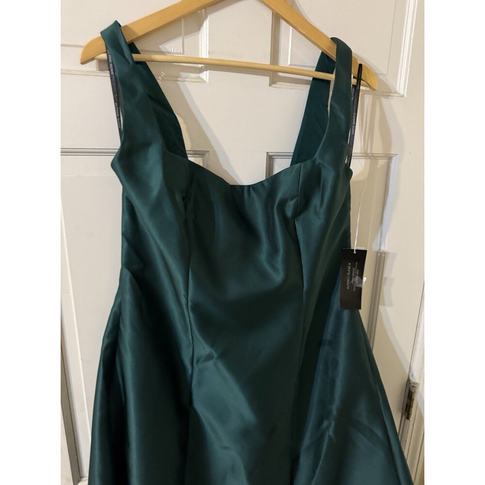 Alfred Sung Satin Square Neck Princess Line Gown Size 14 - Picture 3 of 9